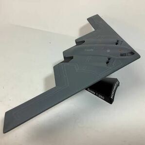 レア品 世界の戦闘機 No.12 B-2スピリット B-2SPIRIT 次世代ステルス戦略爆撃機 (1990) 未開封 同日同封OK!!の画像4