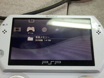 通電確認済み 本体 SONY PSP GO PSP-N1000 ホワイト 白 内臓ゲーム プレイ確認 /無_画像3