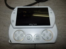 通電確認済み 本体 SONY PSP GO PSP-N1000 ホワイト 白 内臓ゲーム プレイ確認 /無_画像2