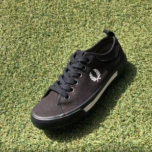 美品25 FRED PERRY フレッドペリー　スニーカーHA83