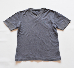 【 バーバリー ブラックレーベル 】ロゴ刺繍 半袖 Vネック Tシャツ 2 /グレー