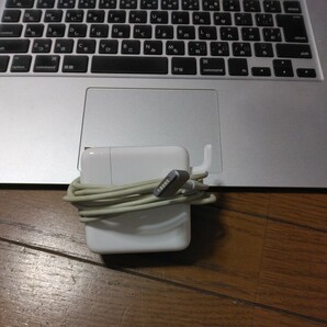 Apple MacBook Air model A1466の画像8