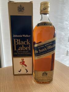 ＊3442 Johnnie Walker ジョニーウォーカー Black Label 金キャップ スコッチ ウイスキー 箱付き 底面ヒビ 750ml 43% 未開栓