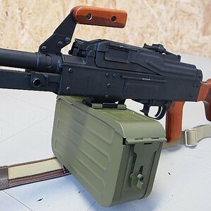 A&K 電動ガン PKM 機関銃 フルメタル 木製ストック スリング付属 マシンガンの画像4