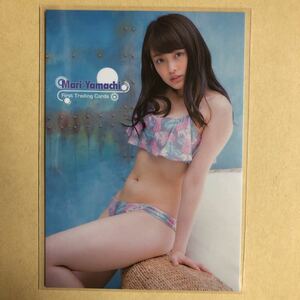 山地まり トレカ アイドル グラビア カード 水着 ビキニ 025 タレント トレーディングカード　Mari Yamachi