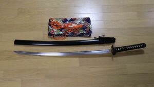  classical iai katana 9 .. house . go in. guard on sword . armor map. eyes .. very beautiful fake sword iai katana sword sack attaching n206