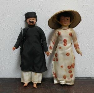 古い中国の民族衣装のソフビ人形 夫婦2体 珍品です n912