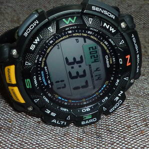 CASIO カシオ プロトレック PRO TREK タフソーラー PRG-240 登山 トレッキング トリプルセンサー メンズ 腕時計 中古 美品の画像3