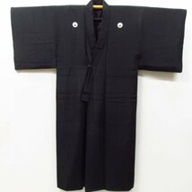 ★着物10★ 1円 絹 着物 男性用 紋付羽織 袴セット 袷 身丈140cm 裄66.5cm [同梱可] ☆☆☆☆_画像6