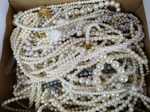 【E】ネックレス アクセサリー ブレスレット パール 真珠 イミテーション まとめて まとめ売り 約1.8kg