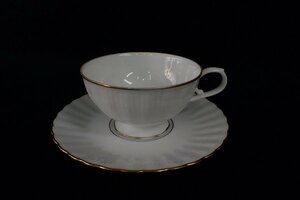 ★042610 NORITAKE ノリタケ ダイヤモンドコレクション ホワイト カップ＆ソーサー ★