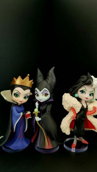 ディズニー Qposket Disney Characters petit Villains 3種（ヴィランズ マレフィセント クルエラデビル 女王） 用台座