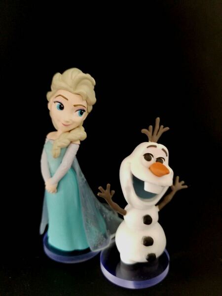 Disney ディズニーキャラクターズ ワールドコレクタブルフィギュア WCF アナと雪の女王 エルサ & オラフ 用台座