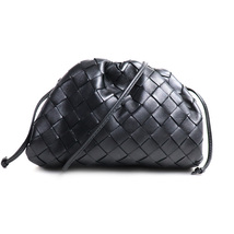 BOTTEGAVENETA ボッテガヴェネタ ミニ ザ ポーチ ショルダーバッグ ブラック 585852VCPP18803 中古_画像1