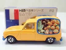 m2359 / 未使用 保管品 トミカ 日本製 F12 ルノー4 フルゴネット フランス車 青箱 外国車シリーズ トミー TOMY TOMICA 当時物 現状品_画像2