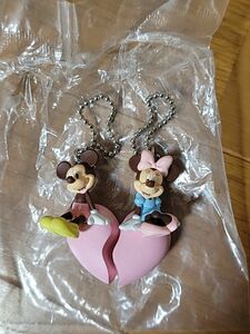 ディズニー　ミッキー&ミニー　ハートキーホルダー