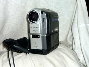 ビクター デジタルビデオカメラ GR-DVX6K（劣化バッテリー付）動作品・液晶表面劣化