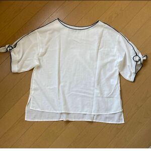 Discoat白リボントップス カットソー 半袖 ホワイト Tシャツ 半袖Tシャツ コットン