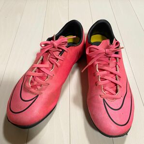 【ナイキ】サッカートレーニングシューズ 23.5cm 