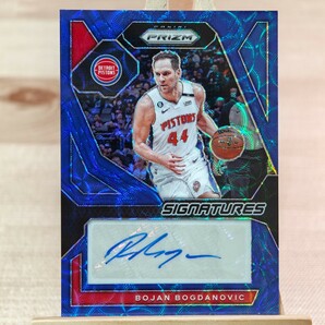 49枚限定 ボヤン・ボグダノビッチ 2023-24 Panini Prizm Signatures Choice Blue Auto Bojan Bogdanovic 26/49 直筆サインカードの画像1