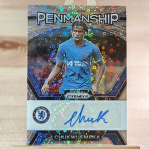 カーニー・チュクエメカ 2023-24 Panini Prizm Premier League Breakaway Carney Chukwuemeka Penmanship Auto Chelsea 直筆サインカードの画像1