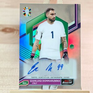 ジャンルイジ・ドンナルンマ 2023-24 Topps Finest Road to UEFA Euro Gianluigi Donnarumma Auto Italy 直筆サインカードの画像1