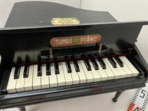 TOMBO PIANO　トンボ　卓上ピアノ　木製　 アンティーク　中古　現状品【ジャンク】_画像2