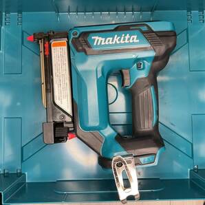 【送料無料】電動ピンタッカ　マキタ 18v PT353D makita ピンネイル　【中古美品】【おまけ】【ワンオーナー】