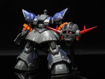 機動戦士ガンダム モビリティジョイントガンダム パーフェクトジオング 塗装済み完成品 ガンプラ 全塗装 赤い彗星 シャア専用 MSN-02_画像4