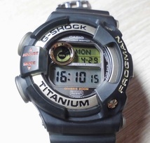 DW-9902GWC-8JR！