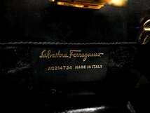 ●超美品●Salvatore Ferragamo フェラガモ●ガンチーニ●カーフ レザー 本革●チェーン ミニ ショルダー バッグ●黒●G金具●Js45596_画像7