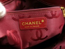 ◆美品◆CHANEL シャネル◆ワイルドステッチ◆ココマーク◆レザー 本革◆ハンド トート バッグ◆レッド ゴールド金具◆腕掛け◆A4890_画像10