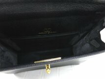 ◆美品◆VALENTINO GARAVANI ヴァレンティノ・ガラヴァーニ◆カーフ レザー 本革◆ハンド バッグ◆ブラック ゴールド金具◆フラップ◆A4932_画像9