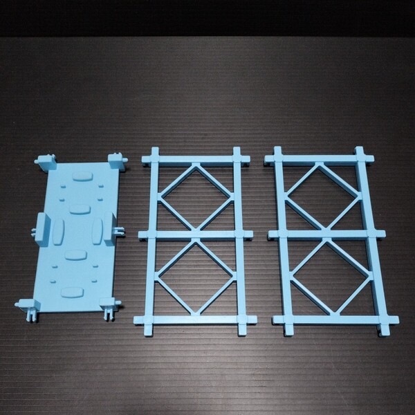 ● プラレール「大鉄橋用 パーツ 3個 」鉄橋 部品　鉄橋パーツ