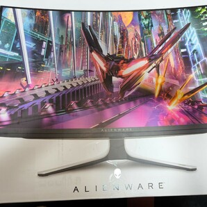 Dell AW3225QF 32インチ 有機EL Alienware 4K QD-OLED 0.03ms 240Hz G-SYNC Compatible DisplayHDR TrueBlack 400 Dolby Vision ゲーミングの画像3