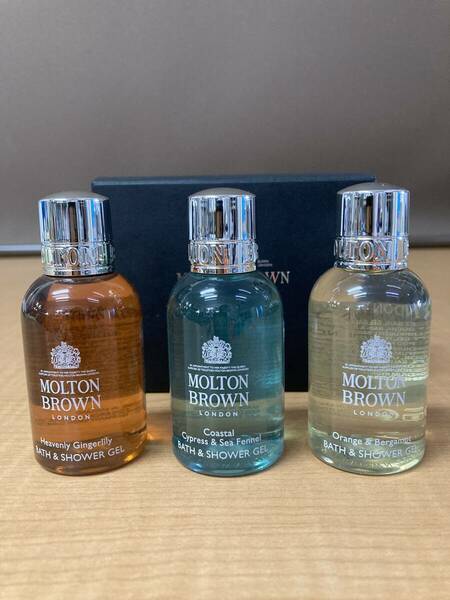 ◎ 送料無料 未使用品 MOLTON BROWN バス＆シャワージェル 50ml 3種セット 全身洗浄料 O&B GL C&S モルトンブラウン メルセデス ベンツ