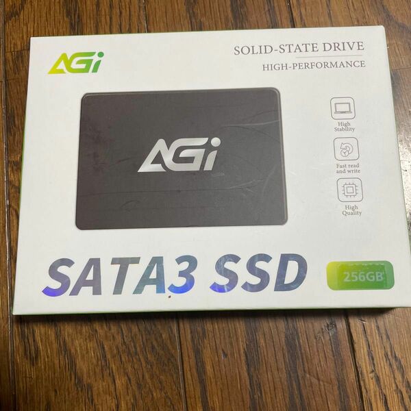 AGI AI238 容量256GB 2.5インチ 3D NAND 7mm SATA III SSD ; 530/510 MB/s