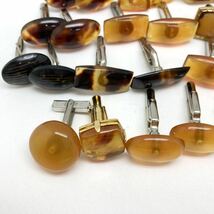 「琥珀・鼈甲カフスおまとめ」a約112.0g コハク こはく アンバー べっ甲 べっこう amber カフス cuffs accessory jewelry CE0 _画像3