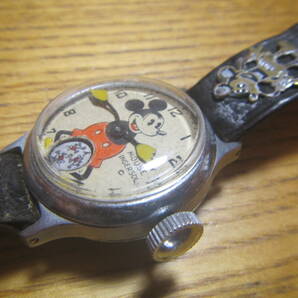 Ingersoll Mickey Mouse Watch インガソル ミッキーマウス 1930年代 機械式手巻き 元気に稼働、オリジナルバンド 箱と保証書付きの画像2