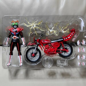 バンダイ Figuarts ストロンガー&カブトローセット