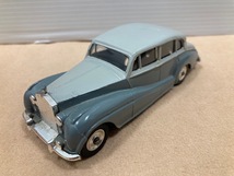 1040* 当時物 DINKY TOYS ディンキー 150 ROLLS ROYCE SILVER WRAITH ロールスロイス シルバー 英国製 ミニカー おもちゃ ケース付 現状品_画像2