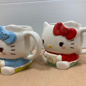 835* HELO KITTY ハローキティ HR 14 SDANRIO サンリオ ダイカット マグカップ 計2客 おまとめ キャラクター 食器 陶器 現状品の画像4