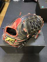 中古美品 リュウ GLOVE STUDIO RYU 軟式　オーダー　特注品 　野球　草野球　　ベースボール　 内野手用グローブ 　右投げ_画像1