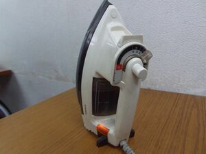 三菱電機の昔のアイロン　昭和レトロ