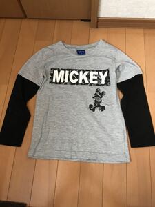 【送料無料】キッズ　ロングTシャツ Disney サイズ130 中古　mickey ミッキーマウス　ロンT 