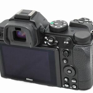 【新品同様の超美品 307ショット】Nikon ニコン Z5の画像4