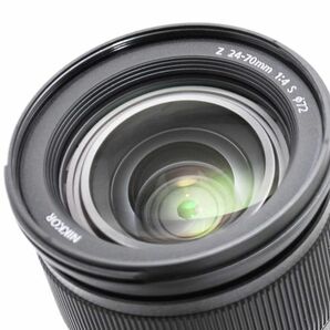 【新品級の超美品・純正フード付き】Nikon ニコン NIKKOR Z 24-70mm f/4 Sの画像4