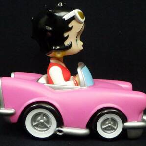 李9586 中古 BETTY BOOP ベティ ブープ フィギュア FUNKO ボビングヘッド 首振り オープンカー マセラティ風の画像5