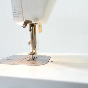 JUKI SPUR 98 deluxe SEWING MACHINE  Model TL-98DX  ジューキ シュプール 98 デラックス ミシン 手芸 輸出 鉄  ※現状の画像5