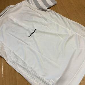 OAKLEY GOLF(オークリーゴルフ) 春夏 UPF30＋,吸汗速乾 OAKLEY EMPHATIC MX SHIRT FOA403521(WHITE PRINT)ＸＬの画像3